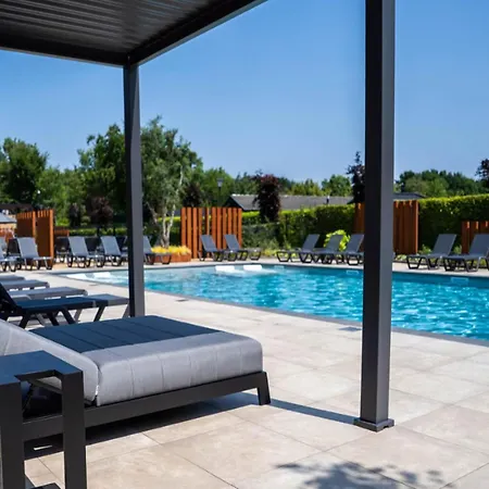 In Brabant With Spacious Garden