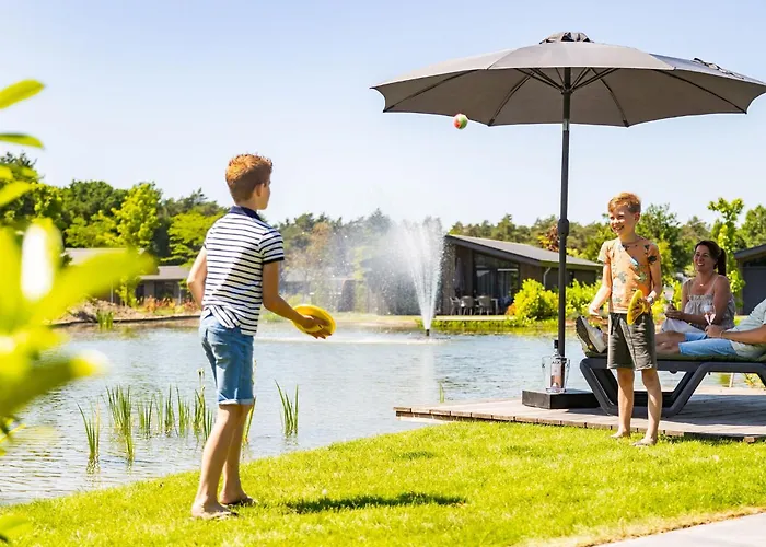 In Brabant With Spacious Garden شاليه